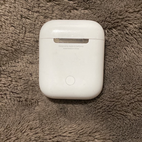 Authentic Apple air pods - Picture 7 of 7